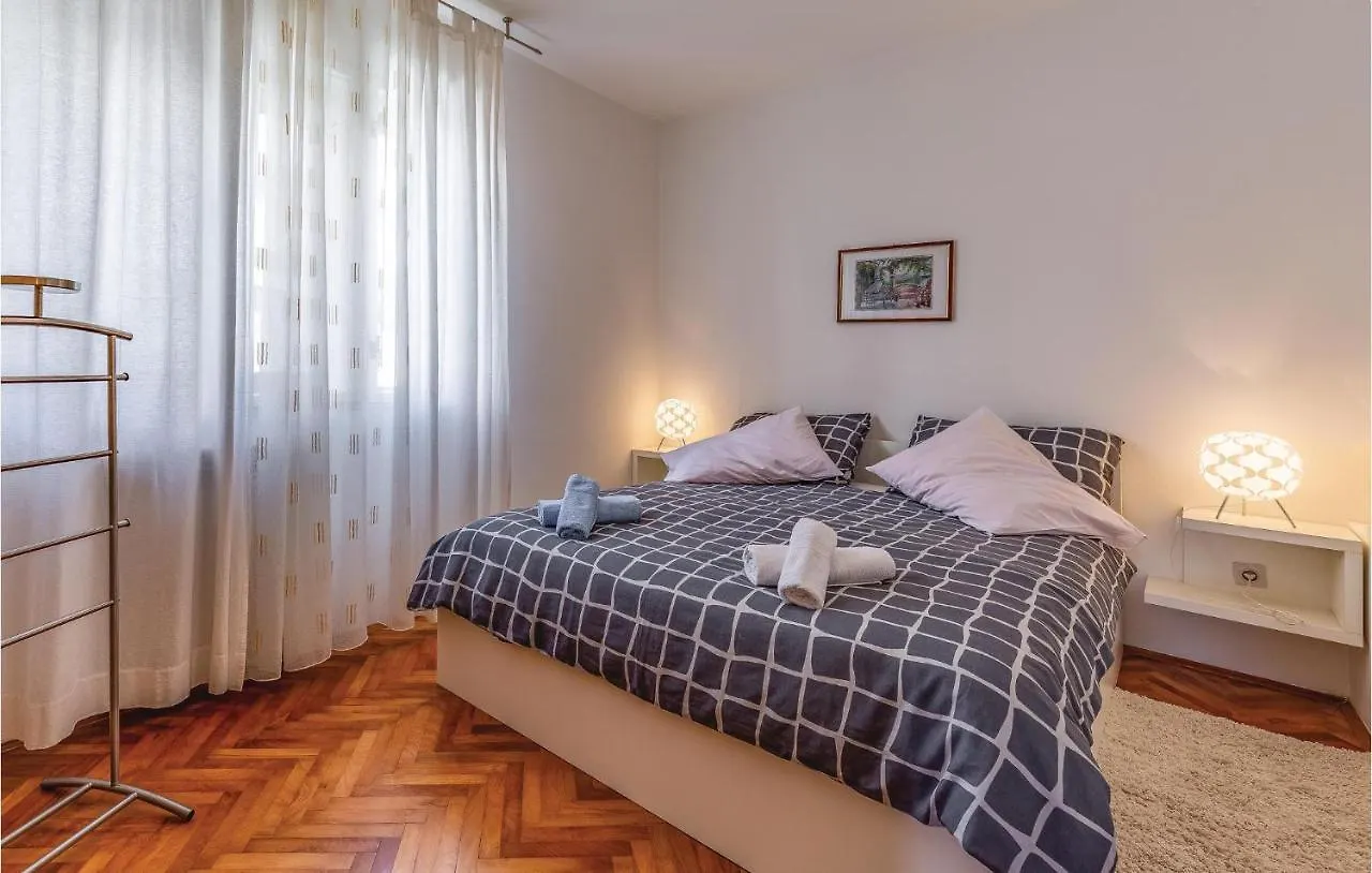 Cozy Apartment In Medulin With Wifi